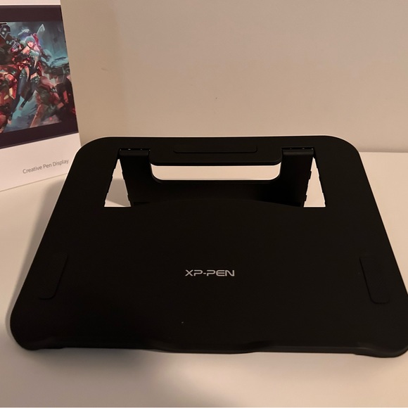 Huion kamvas 12 (purple) like new, only used 2x - Picture 2 of 2